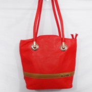 Женская сумочка красная