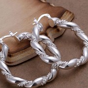 Серебряные сережки Вкрутышка фото