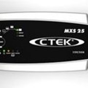 Профессиональное 12В зарядное устройство CTEK MXS 25 фото