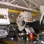 Ремонт грузовых автомобилей фото