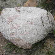 Камень валун декоративный