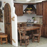 Брашированная мебель (с искусственно состаренной древесиной) фото