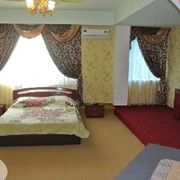 1 комнатные номера 2-х местный (студия) «люкс» Крым, Симферополь фото
