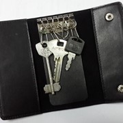 Кожаный футляр для ключей Valenta черного цвета фото