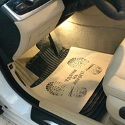 Бумажные коврики в авто-полики