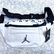 Поясная сумка air Jordan белая фотография