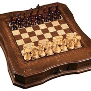 Шахматы “Премьер“ (цвет: антик орех) фотография