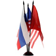 Настольная подставка под три флага фото