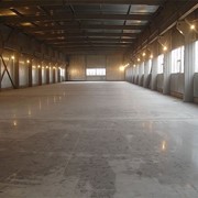 Топинговые полы или бетонные полы с упрочненным верхним слоем фотография