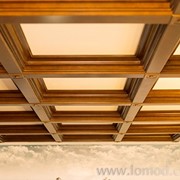 Кессоный деревянный потолок. фото