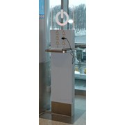 Автомат для бесплатной зарядки мобильных телефонов «MOBI - AERO» фото