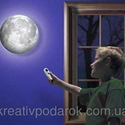 Healing Moon. Светильник ночник в виде луны. фотография