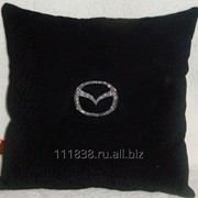 Подушка Mazda со стразами фотография