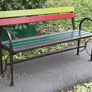 Садовые скамейки со спинкой цветная фото