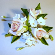 Фигурка из мастики Букет авторский малый “Розы“ d 155 цвет: персиковый фотография