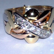 Золотое кольцо с Бриллиантами от WickerRing фото