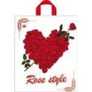 Пакет “Сердце из роз“ с петлевой ручкой фотография