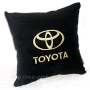 Подушка в авто Toyota фото