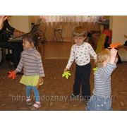 Домашний детский сад «РадоЗнай» — Музыкальное занятие в младшей группе фото