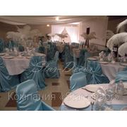 Комплексное оформление свадебного зала, свадебные чехлы на стулья, свадебная арка прокат фото