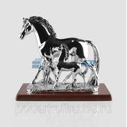 Скульптура “Лошадь с жеребёнком“, серебро фото