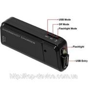 Мобильное зарядное устройство от 2-х АА батереек Emergency AA Battery Powered USB Charger фотография
