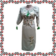 Платье габардиновое белое с вышитыми цветами