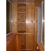 Деревянный шкафчик фото