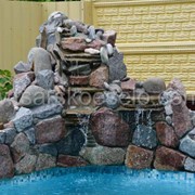 Создание декоративных водопадов любой сложности, под ключ вместе с растениями фото