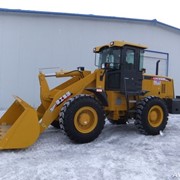 Фронтальный погрузчик LW 300 FN фото