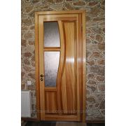Двери из массива модель ВОЛНА фотография