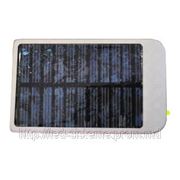 Портативное зарядное устройство на солнечных батареях фото