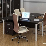 Офисная мебель : стол для руководителя фото