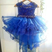 Нарядное детское платье пышное с шлейфом на выпускной снижинка Синее