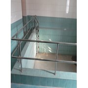 Лестницы для бассейнов на заказ из нержавеющей стали фото