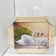 Ключница “Два лебедя“ 20 х 25 см фотография