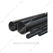 Полимир труба ПНД черная с синей полосой PN10 d.32*2.4 (100м.) фотография