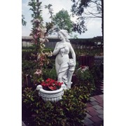 Скульптура Женщина с виноградной гроздью арт 271 фото