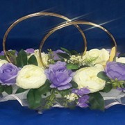 Кольца на крышу фиолетовые и бежевые розы фотография