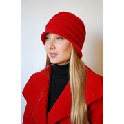 Шляпка женская красная