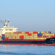Международные морские контейнерные грузоперевозки фотография