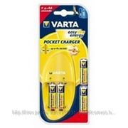 Зарядное устройство Varta Pocket charger + 4xAA 2100 mAh (57662101451)