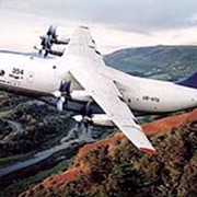 Средний военно-транспортный самолёт короткого взлёта и посадки Ан-70 фото