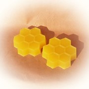 Медовое мыло с пчелиным воском ручной работы фото