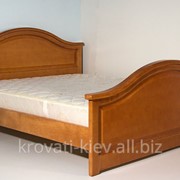 Кровать из дуба фотография