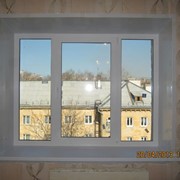 Трехстворчатое окно 2100*1400 с одной поворотно-откидной створкой из немецкого профиля VEKA Euroline (3 камерный) фото