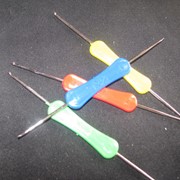 Крючки для вязания в широком ассортименте крючки алюминиевые крючки металл крючки двойные крючки с ручкой спицы