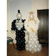 Жених и невеста из шаров фото