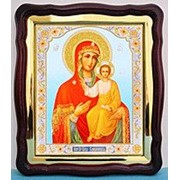 Икона Смоленская Божья матерь, в фигурном киоте, с багетом Храмовая, 43х50 фотография
