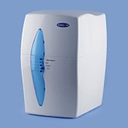 Пятиступенчатая система очистки воды методом обратного осмоса в компактном корпусе и световой индикацией качества воды СМВ-R3 фото